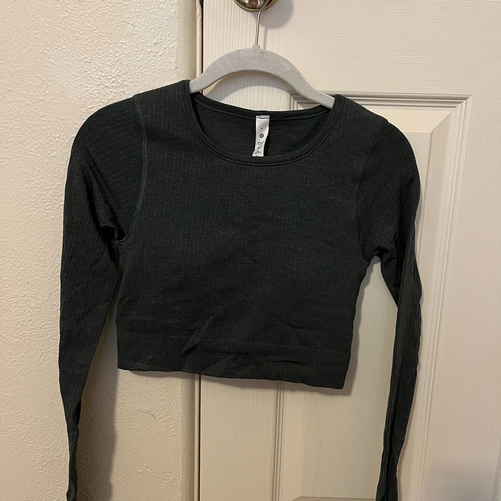 Lululemon ebb to street crop long sleeve